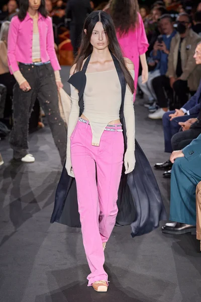 Look 33